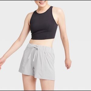 All In Motion Women’s Stretch Woven Shorts 4”